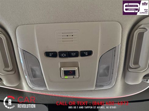 Used 2021 Toyota Corolla LE FWD image 14