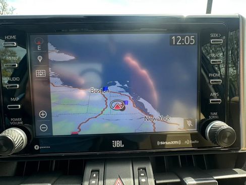 Used 2019 Toyota RAV4 Limited AWD/4WD image 15