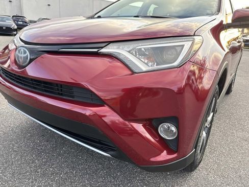 Used 2018 Toyota RAV4 XLE image 10