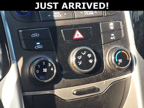 Used 2014 Hyundai Sonata SE FWD image 15
