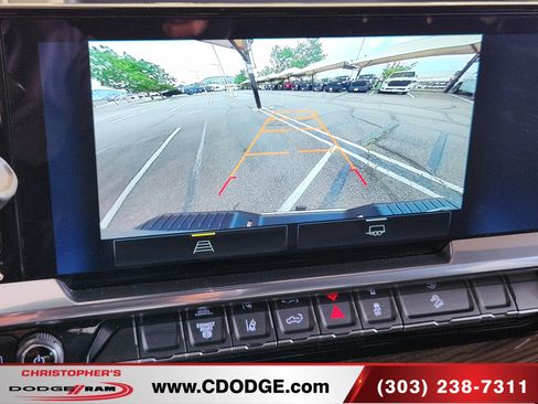 Used 2025 Chevrolet Silverado 2500 LT w/ Convenience Package AWD/4WD image 25