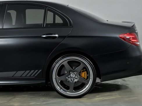 Used 2018 Mercedes-Benz E 63 AMG S image 9
