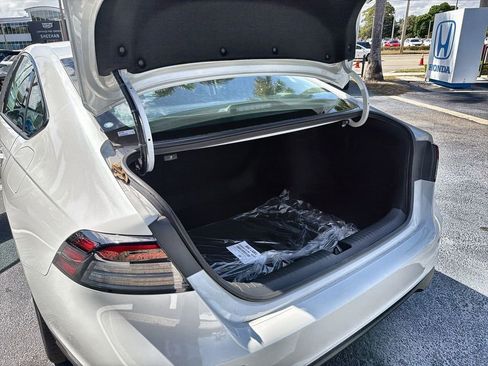 New 2025 Honda Accord SE image 28