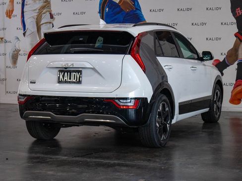 New 2023 Kia Niro Wave image 27
