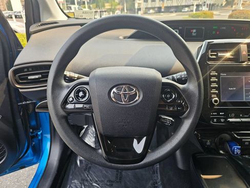 Certified 2020 Toyota Prius LE AWD/4WD image 23