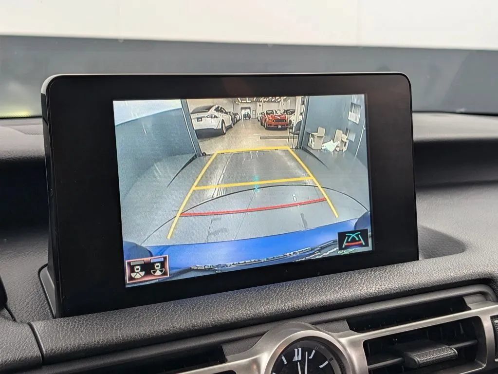 Used 2022 Lexus IS 350 F Sport w/ Memory Package AWD/4WD image 25