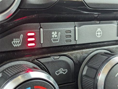 Used 2022 RAM 1500 Laramie image 25