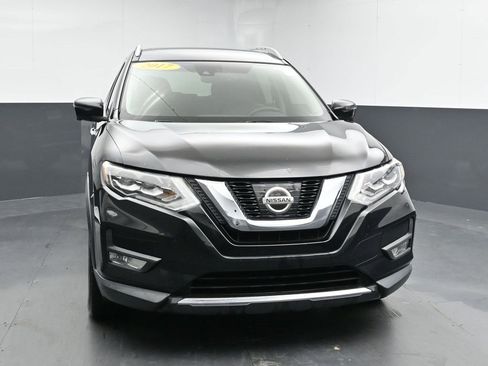 Used 2017 Nissan Rogue SL w/ SL Premium Package image 3