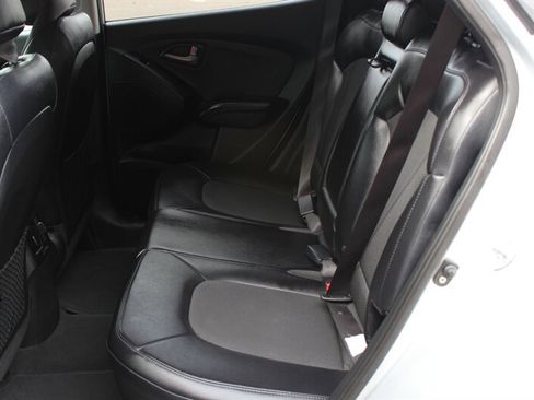 Used 2014 Hyundai Tucson SE image 13