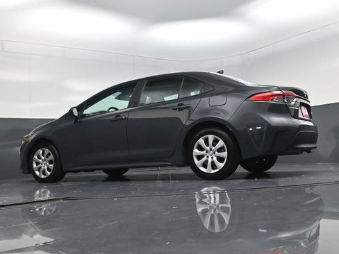 Used 2024 Toyota Corolla LE FWD image 19