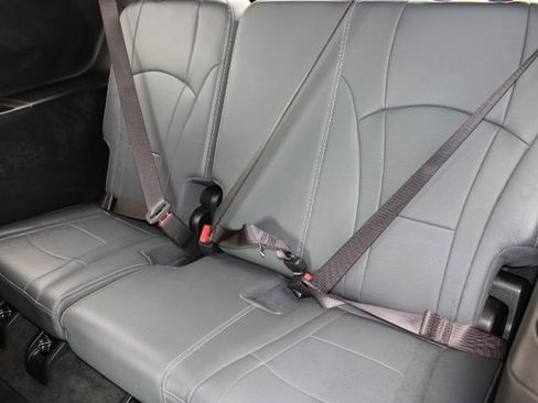 Certified 2024 Buick Enclave Premium image 23