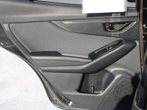 Used 2019 Subaru Crosstrek 2.0i Premium image 12