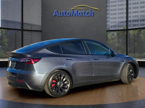 Used 2022 Tesla Model Y Performance AWD/4WD image 7