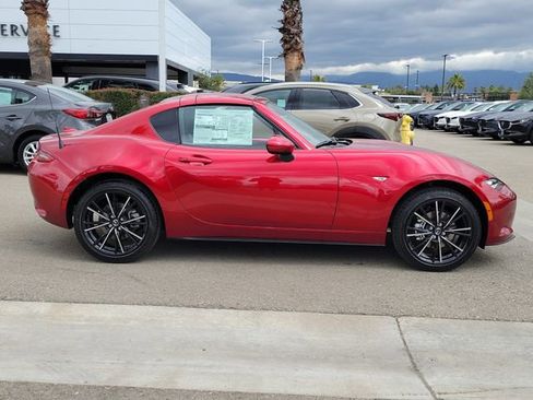 New 2026 MAZDA MX-5 Miata RF Grand Touring RWD image 28