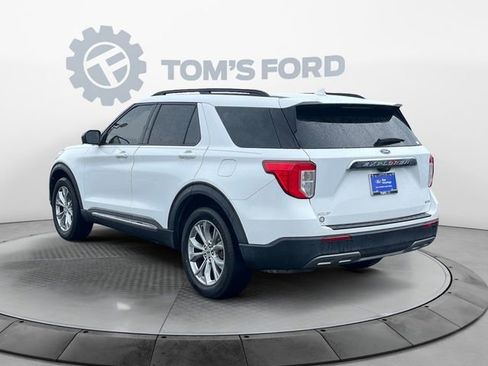 Certified 2020 Ford Explorer XLT w/ Equipment Group 202A AWD/4WD image 4