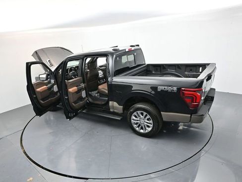 New 2026 Ford F250 Platinum AWD/4WD image 38