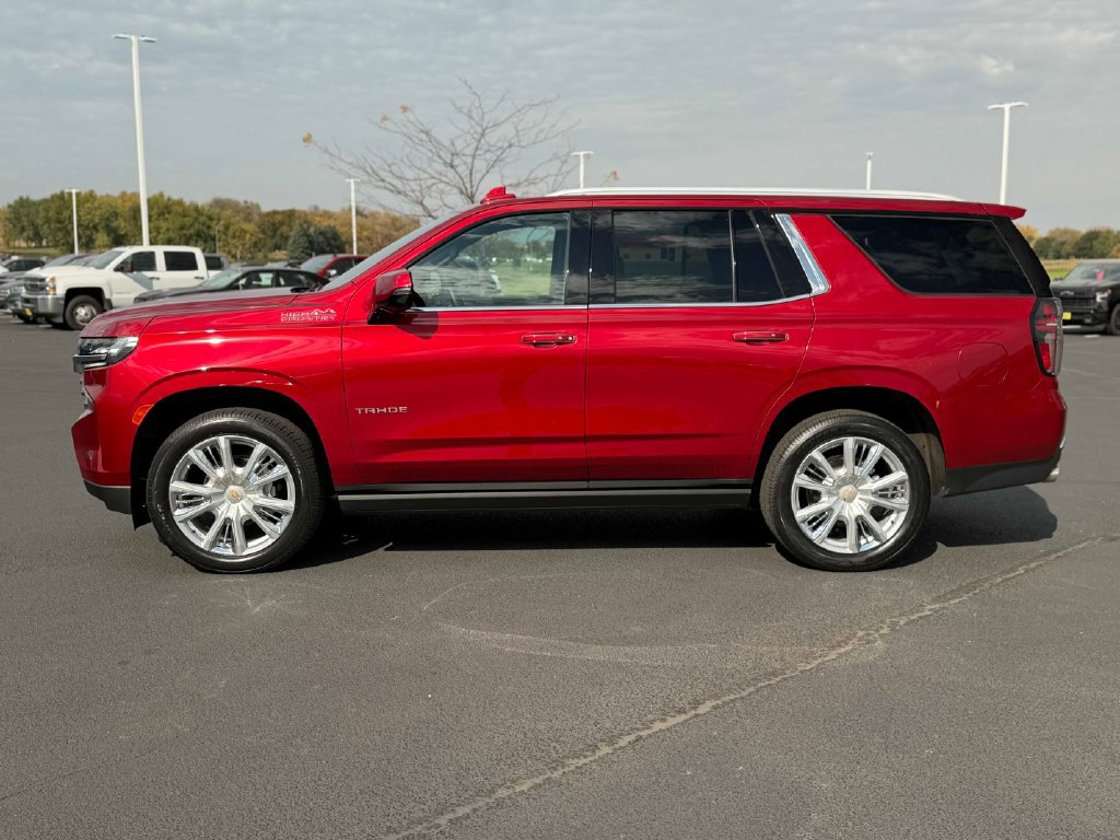 Used 2024 Chevrolet Tahoe High Country AWD/4WD image 11