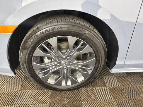 Used 2026 Honda Odyssey Touring image 38