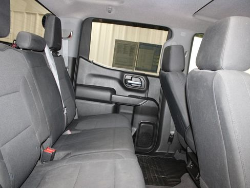Used 2021 Chevrolet Silverado 1500 Custom Trail Boss AWD/4WD image 30