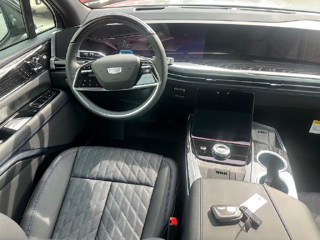 New 2026 Cadillac Escalade IQ Sport 1 w/ LPO, Floor Liner Package AWD/4WD image 19