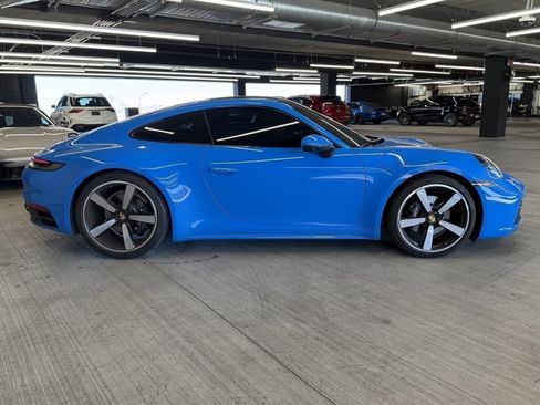 Used 2024 Porsche 911 Carrera image 5
