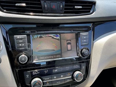 Certified 2019 Nissan Rogue Sport SV w/ Technology Package FWD image 14