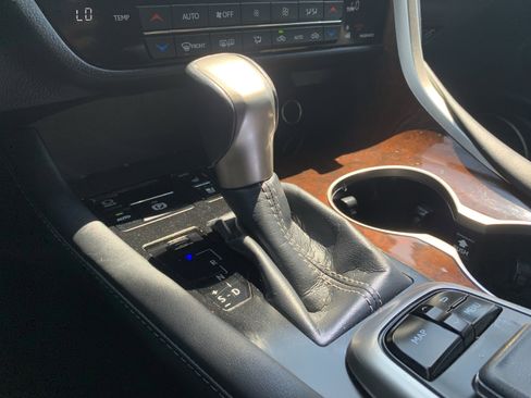 Used 2017 Lexus RX 350 AWD w/ Premium Package image 25