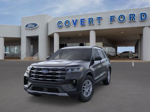 New 2026 Ford Explorer Active w/ Active Comfort Package image 2