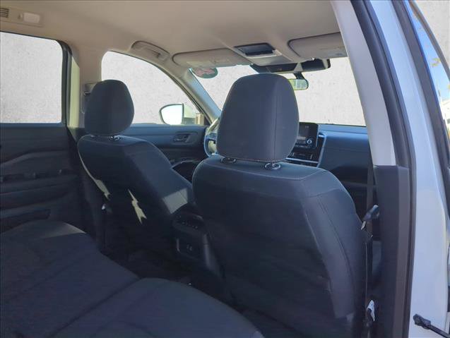 Used 2024 Nissan Pathfinder SV AWD/4WD image 21