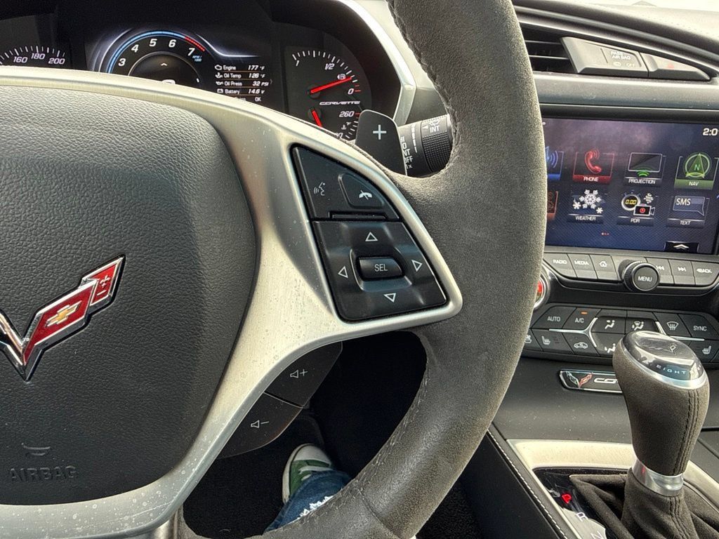 Used 2017 Chevrolet Corvette Stingray Coupe RWD image 20