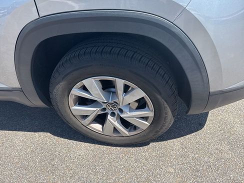 Used 2020 Volkswagen Atlas Cross Sport S FWD image 18