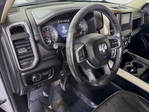 Used 2019 RAM 1500 Laramie image 23