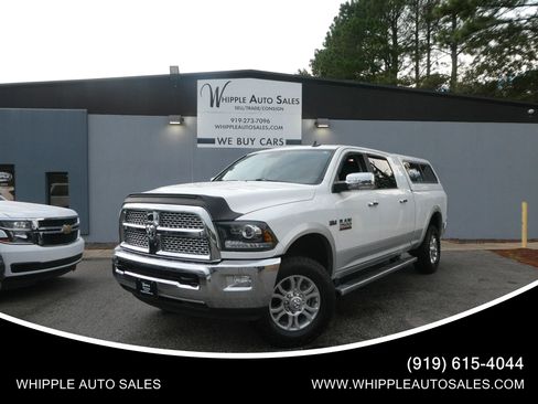 Used 2014 RAM 2500 Laramie w/ Convenience Group AWD/4WD image 1