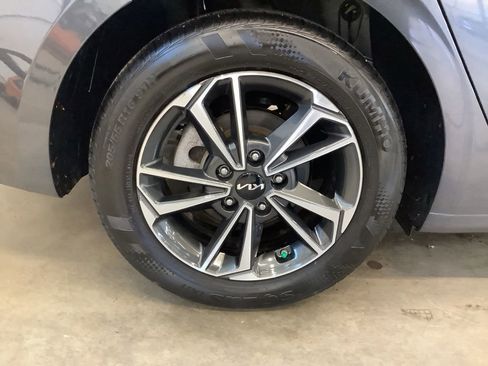 Used 2023 Kia Forte LXS FWD image 26