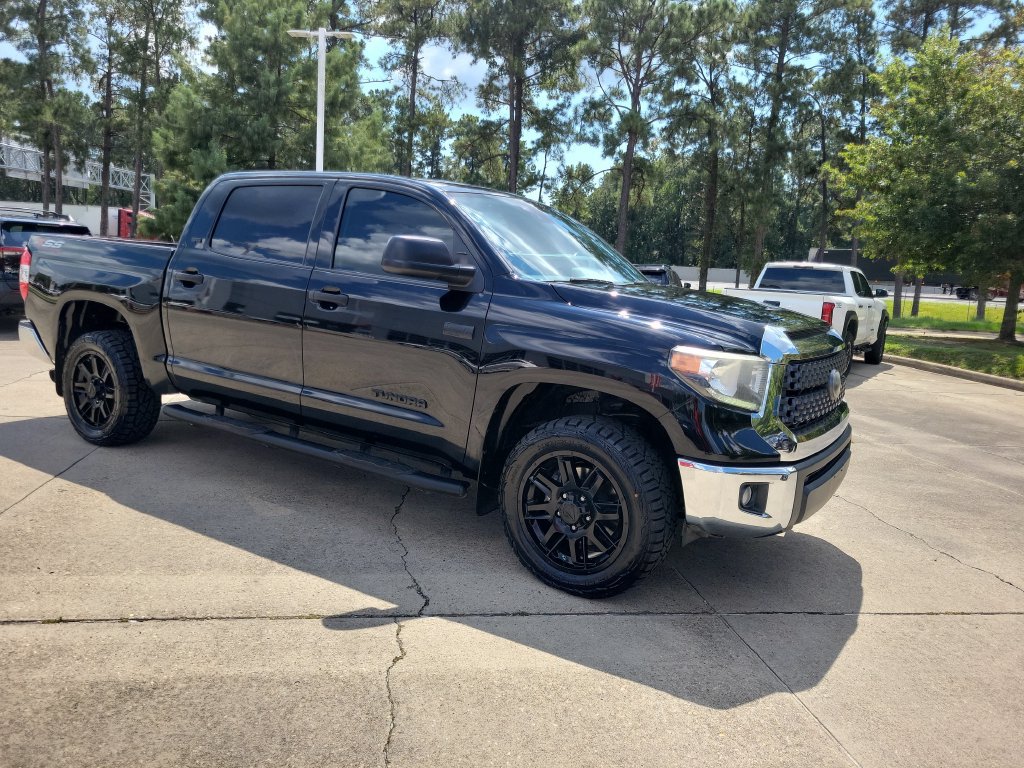 Certified 2021 Toyota Tundra SR5 w/ SR5 Upgrade Package AWD/4WD image 9