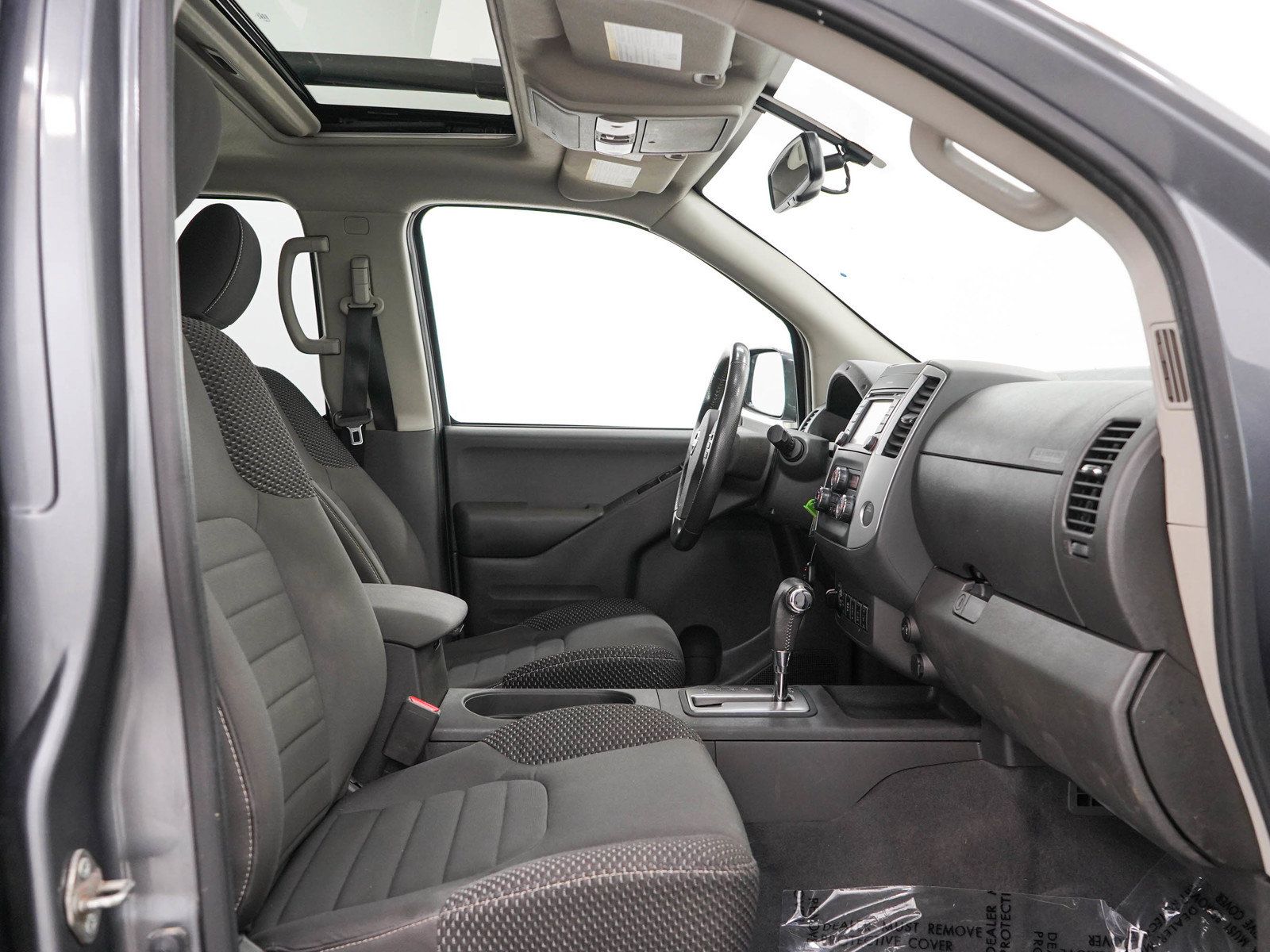 Used 2019 Nissan Frontier PRO-4X AWD/4WD image 14