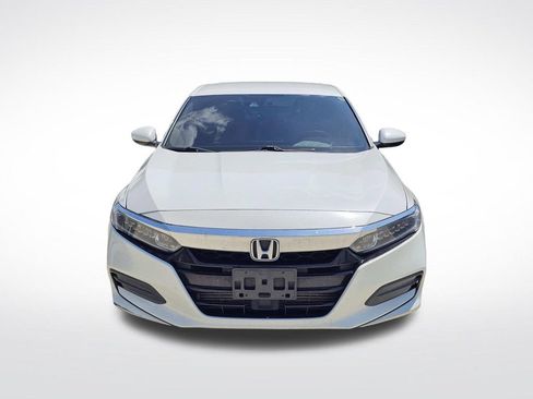 Used 2018 Honda Accord LX image 4