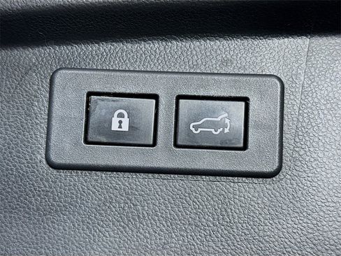 Used 2020 Subaru Outback Limited w/ Popular Package #2 image 32