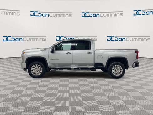 Used 2023 Chevrolet Silverado 2500 High Country image 5
