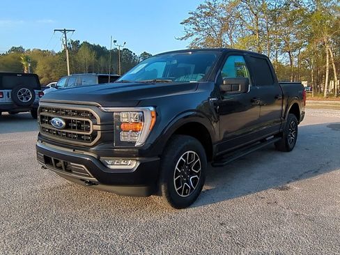 Used 2022 Ford F150 XLT w/ Equipment Group 302A High AWD/4WD image 8
