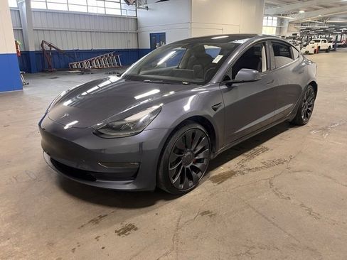 Used 2023 Tesla Model 3 Performance image 7