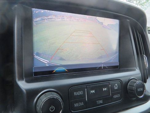 Used 2018 Chevrolet Colorado LT RWD image 19