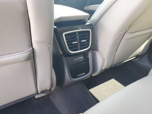 Used 2023 Lincoln Nautilus Reserve AWD/4WD image 26