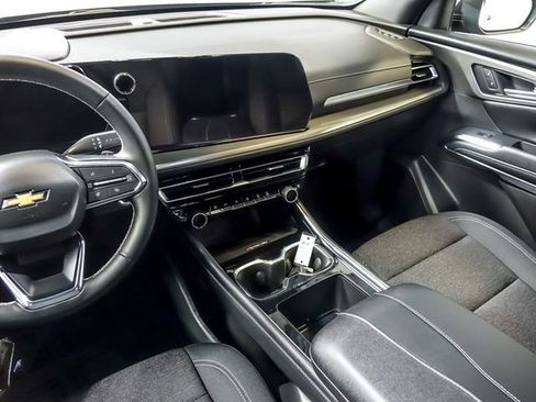 Used 2026 Chevrolet Traverse LT w/ LPO, Floor Liner Package image 18