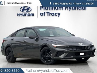 New 2026 Hyundai Elantra SEL Sport Premium
