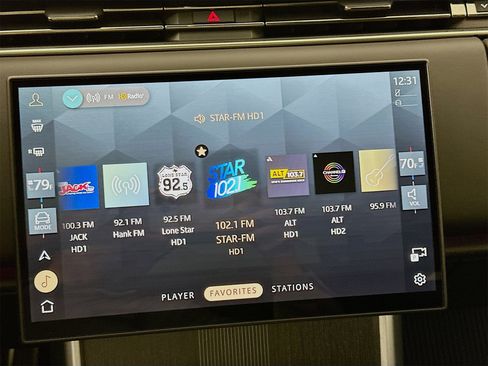 Used 2025 Land Rover Range Rover Long Wheelbase Autobiography image 16