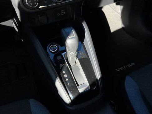 Used 2025 Nissan Versa SV w/ Trunk Package image 21