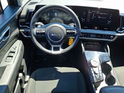 Certified 2023 Kia Sportage LX AWD/4WD image 11