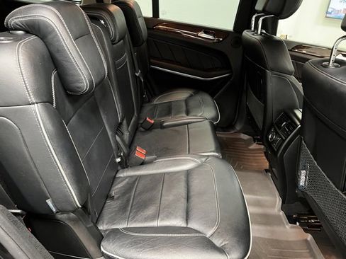 Used 2014 Mercedes-Benz GL 550 4MATIC image 56
