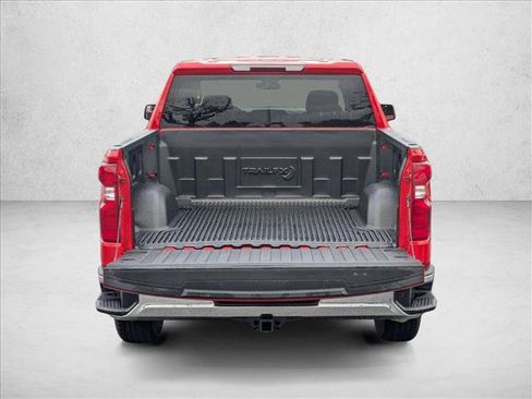 Used 2025 Chevrolet Silverado 1500 LT image 6